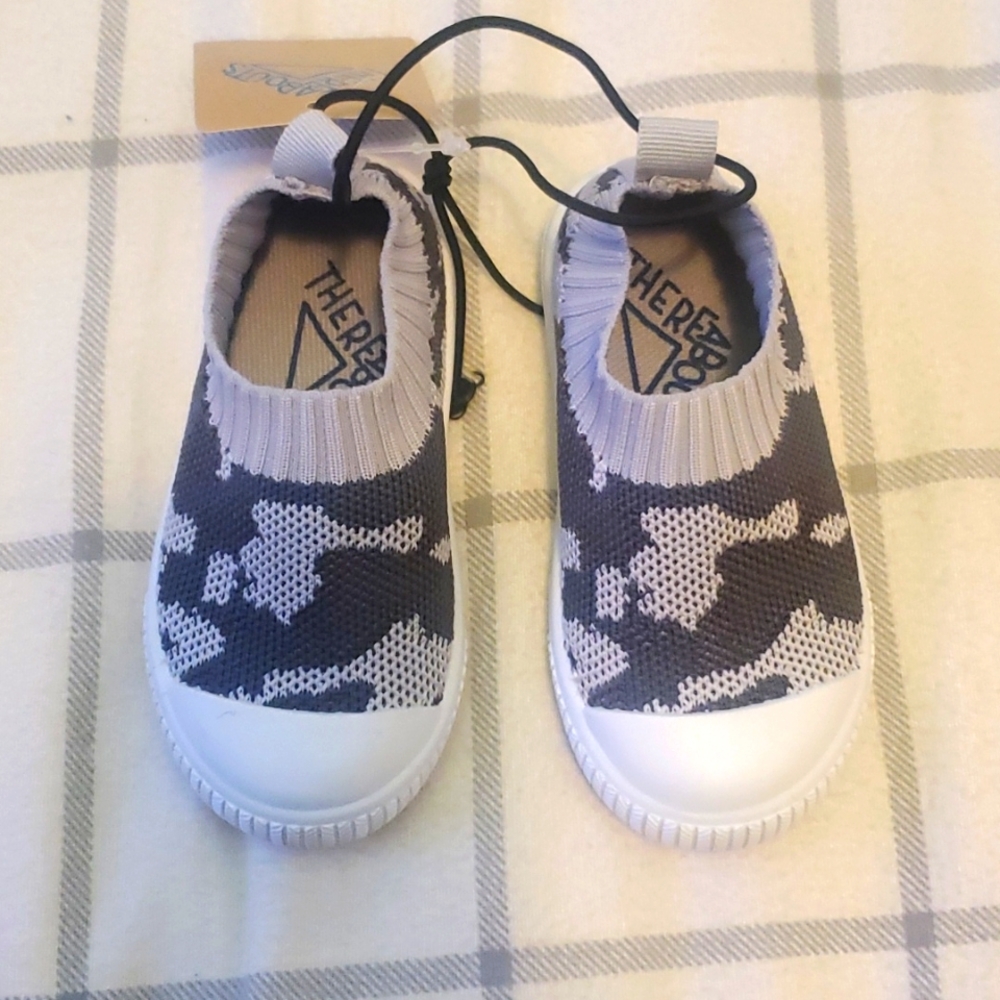 Thereabouts Gray Camo slip on sneakers